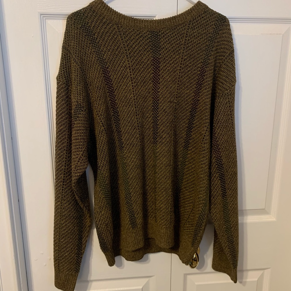★ tan/brown sweater size L ★